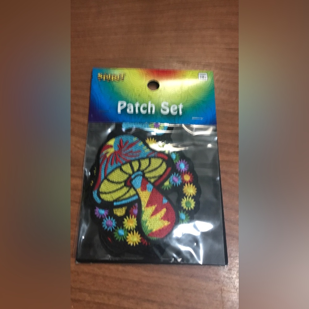 Spirit Halloween Patch set